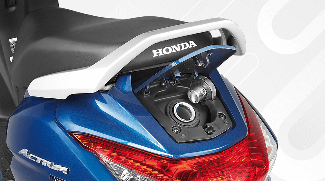 ஹோண்டா ஆக்டிவா 110 - டபுள் லிட் வெளிப்புற எரிபொருள் நிரப்பல் (Honda Activa 110 fuel fill)